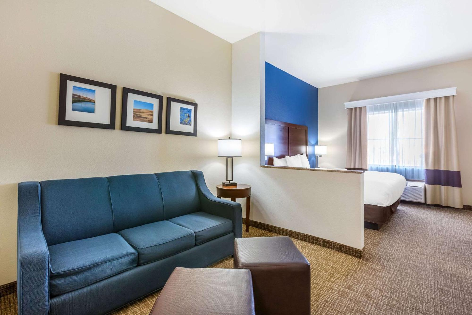 Comfort Inn And Suites Yuma I-8 Exterior photo
