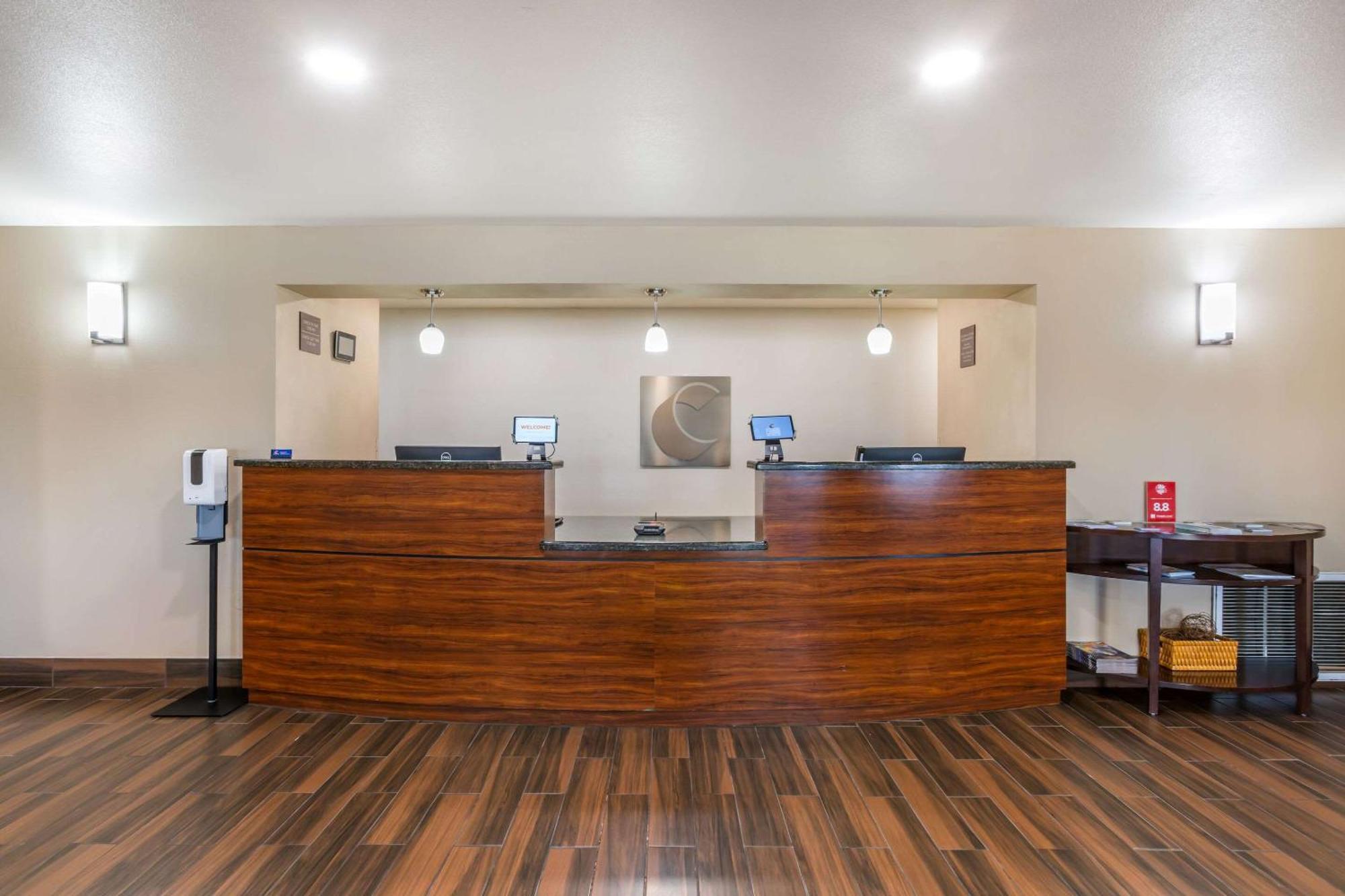 Comfort Inn And Suites Yuma I-8 Exterior photo