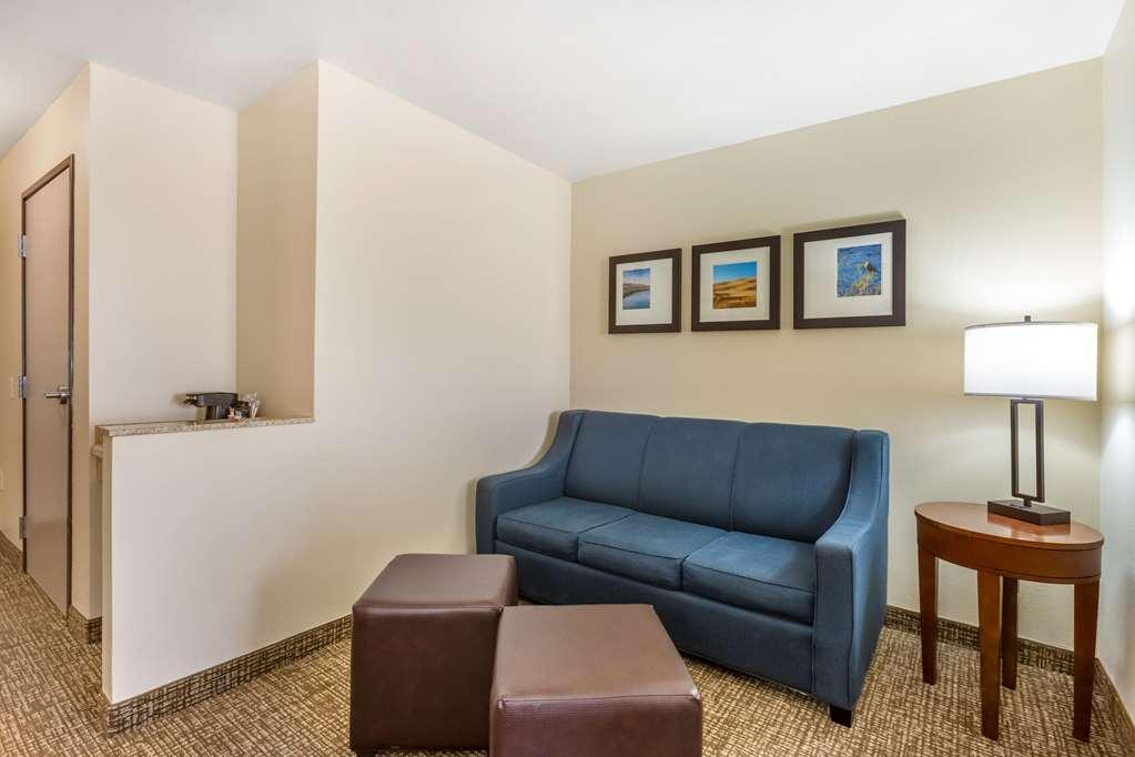 Comfort Inn And Suites Yuma I-8 Room photo